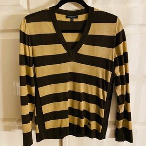 Burberry sweater